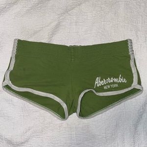 Green Abercrombie Elastic Shorts - Low Waist - Size Small